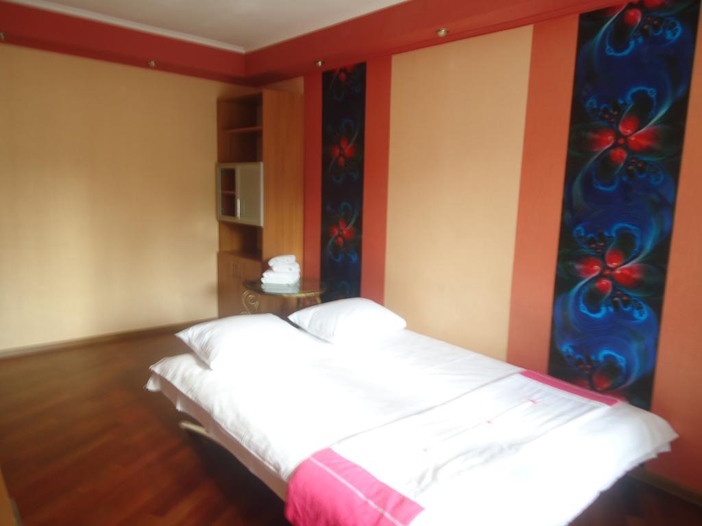 Studio On Vandy Vasylevskoi 8 Kiev Ngoại thất bức ảnh